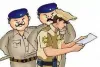 मोतिहारी एसपी की सख्त कार्रवाई: अनुशासनहीनता में दो पुलिस कर्मियों पर गिरी निलंबन की गाज