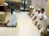 बाड़ाबंदी में मुस्लिम विधायकों ने पढ़ी ईद की नमाज, दूर से दी मुबारकबाद