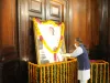 संसद सदस्यों ने महात्मा गांधी और  लाल बहादुर शास्त्री को श्रद्धांजलि अर्पित की
