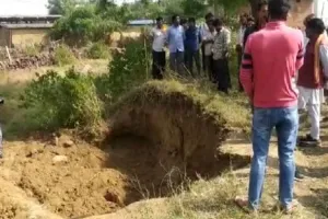 भोपाल : खुदाई के दौरान खदान धसकने से छह बच्चे मिट्टी में दबे, चार की मौत