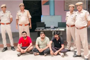 अलवर पुलिस की बड़ी कार्रवाई : आईपीएल सट्टा किंग सहित तीन आरोपित गिरफ्तार