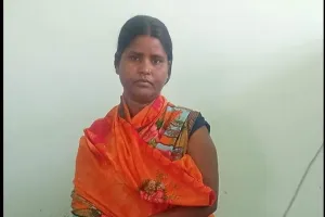नेपाली पुलिस ने आठ लाख भारतीय करेंसी के साथ एक महिला को किया गिरफ्तार