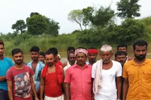 बिग ब्रेकिंग: मोतिहारी तियर नदी में तीन बच्चे डूबे, ग्रामीणों ने दो को बचाया, एक लापता