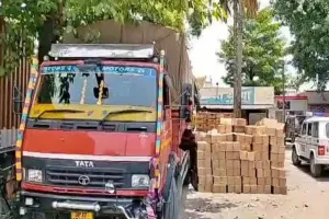 #Motihari News: मोतिहारी पुलिस की बड़ी कार्यवाई, करोड़ो का विदेशी शराब जब्त