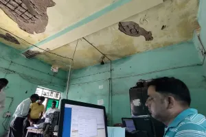 संगीन के साये मे मोतिहारी अंचल का आरटीपीएस कार्यालय