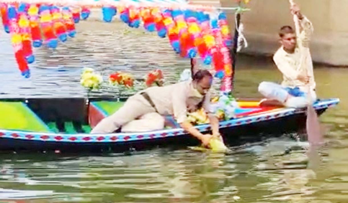 newborn dead body_39