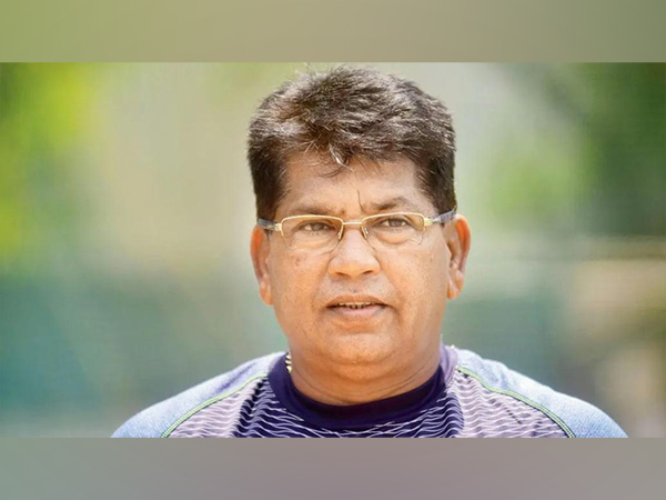 kolkata knight riders_chandrakant pandit _head coach_591