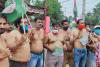 पूर्व सांसद पप्पू यादव की रिहाई की मांग पर कार्यकर्ताओं ने किया अर्द्धनग्न प्रदर्शन