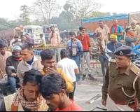 कोटवा में भीषण सड़क हादसा: बेकाबू ट्रक ने 5 लोगों को रौंदा, एक दर्जन से अधिक घायल