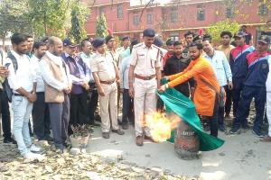 अग्निशमन दस्ते के जवानों ने किया मॉक ड्रिल