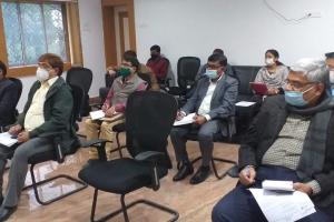 आमजन को ससमय उपलब्ध करायी जाय सभी सेवाएं: जिलाधिकारी