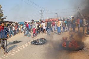 बस ने ऑटो में मारी टक्कर, चार की मौत