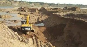 खनन पदाधिकारी पर जानलेवा हमला, ताबड़तोड़ चली गोली