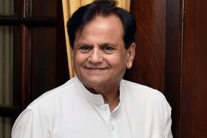 कांग्रेस नेता अहमद पटेल के निधन पर मुख्यमंत्री ने व्यक्त की शोक संवेदना