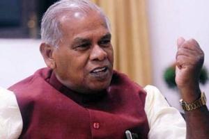 अब मांझी जी जाने की नाव कहां लेकर जाएंगे