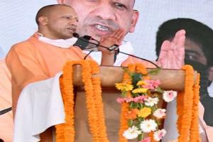 योगी की अपराधियों को चेतावनी, सभ्य समाज के दुश्मनों की चौराहों पर लगेगी तस्वीर