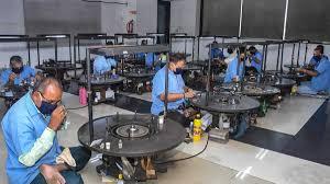 अनलॉक के बीच लौटी सूरत हीरा उद्योग की रौनक, दीपावली पर 12 हजार करोड़ के कारोबार की उम्मीद
