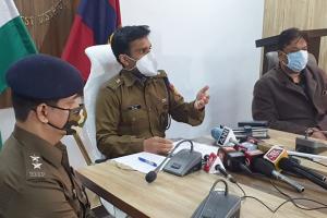 लाइक और शेयर के नाम पर करोड़ों की ठगी करने वाले रैकेट का पर्दाफाश