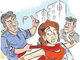 परीक्षार्थी छात्रा के साथ मारपीट करने में पिता और चाचा गिरफ्तार