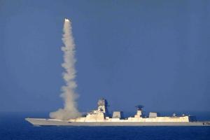 ​नौसेना के युद्धपोत से ब्रह्मोस ने मार गिराया लक्ष्य