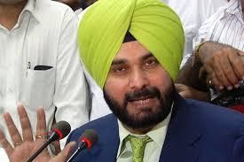 नवजोत सिद्धू रातोरात बदले, कैप्टन की जी भरकर की खुशामद