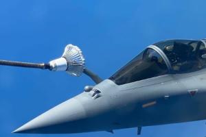 वायुसेना फ्रांस से लीज पर लेगी छह एयर-टू-एयर रिफ्यूलर