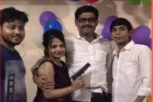 Cop allowing civilians to play with service revolver suspended