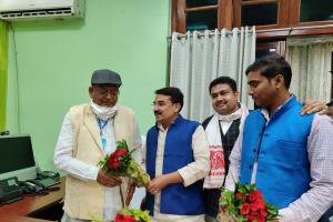 अमरेंद्र प्रताप सिंह ने मंत्रालय संभाला,आरा के भाजपा नेताओं ने गुलदस्ता भेंट कर दी  शुभकामनाएं