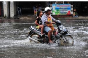 थाइलैंड में बाढ़ और भूस्खलन की घटनाओं में 29 लोगों की मौत