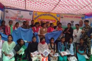 एसएसबी द्वारा हाई स्कूल वाल्मीकि नगर के प्रांगण में सिलाई कढ़ाई प्रशिक्षण की हुई शुरुआत