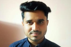 नियोजित शिक्षक का बेटा बनेगा डॉक्टर, एमबीबीएस कोर्स में हुआ नामांकन