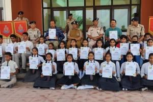 एसएसबी 21 वीं वाहिनी ने स्कूली छात्रों के लिए सम्मान कार्यक्रम का किया आयोजन