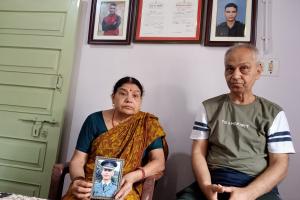 बिहार में लेफ्टिनेंट की शहादत का यह कैसा सम्मान, सरकार ने कीमत लगाई 11 लाख