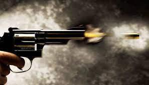 पूर्व विधायक के दो भाईयों को अपराधियों ने मारी गोली, एक की हुई मौत, दूसरा गंभीर