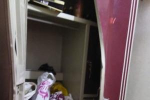 घर का ताला तोड़कर चोरों ने लाखों रूपए के गहने व नगद समेटा, एलईडी टीवी भी साथ ले ग