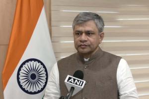 अश्विनी वैष्णव ने युवाओं से की रेल संपति को नुकसान नहीं पहुंचाने की अपील