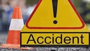 बिग ब्रेकिंग: मोतिहारी में एक ही परिवार से भरी ऑटो पलटी, महिला की हुई दर्दनाक मौत, कई घायल