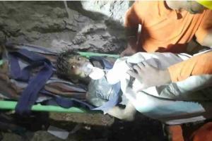 छत्तीसगढ़ :  सौ घंटे बाद जिंदा निकाला गया बोरवेल में फंसा राहुल