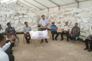 भारत ने फिर निभाया पड़ोसी धर्म, नेपाल को सौंपा राहत सामग्री का एक बड़ा हिस्सा