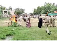 संत ने किया आत्मदाह का प्रयास, हालत नाजुक, दो संतों के खिलाफ आत्महत्या के प्रयास का मामला दर्ज