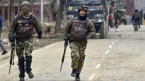 पुलवामा में आतंकी हमला, सीआरपीएफ का जवान शहीद, तलाशी अभियान जारी