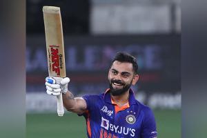 विराट कोहली ने अंतरराष्ट्रीय क्रिकेट में पूरे किए 24 000 रन