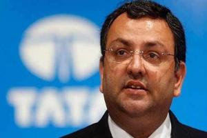 टाटा समूह के पूर्व चेयरमैन साइरस मिस्त्री का सड़क हादसे में निधन