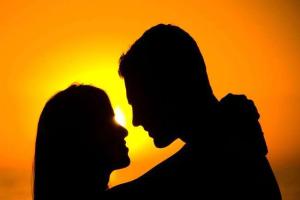      पूर्णिया के प्रेमी को अपने प्रेमिका से मिलना पड़ा महंगा, लोगों ने मंदिर में करा दी शादी