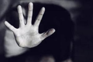 नहाने के समय चुपके से बनाया विडियो, दोस्तों को भेजा न्यूड वीडियो,अब कर रहा ब्लैकमेल 