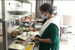 Motihari: सदर अस्पताल में संचालित है.