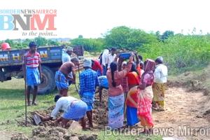 पताही मनरेगा घोटाला मे कोई कार्रवाई नहीं, क्योंकि इस हमाम मे भी सभी नंगे रहे...
