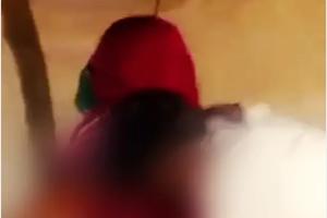 सनकी पति ने गांव वालों के सामने छह महीने की गर्भवती पत्नी को निर्वस्त्र घुमाया, महिला चीखती रही, किसी ने मदद नहीं की