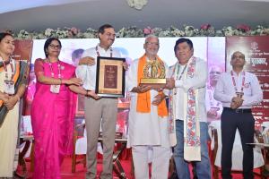Prasad Ratneshwar Awarded ‘National Honor’ For Performing Arts