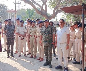 रामनवमी से पहले अरेराज में प्रशासन सख्त, फ्लैग मार्च के जरिए दिया सुरक्षा और शांति का संदेश